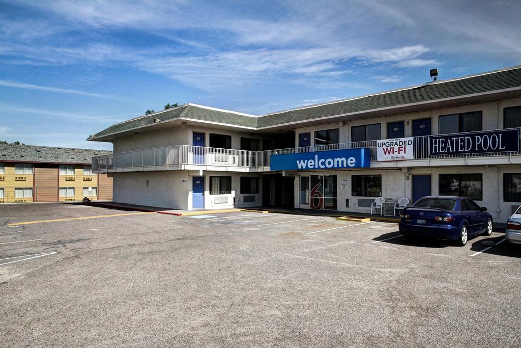 Motel 6 ウェルズ エクステリア 写真